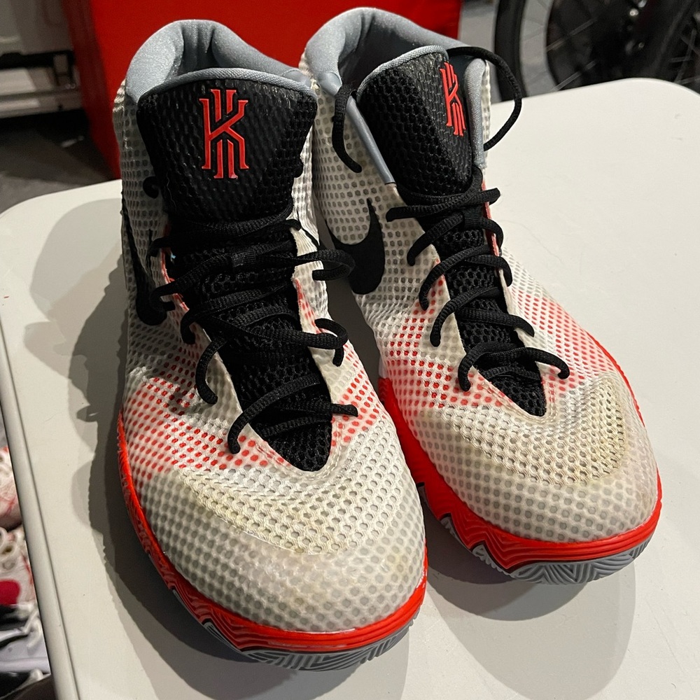 Nike Kyrie 1 Home Basketball Running Shoe 705277-100 Infrared Red - Men Size 15